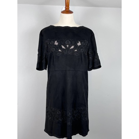 Bar III Dresses & Skirts - Bar III Black Embroidered Faux Suede Mini Shift Dress Size Large